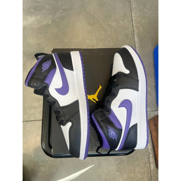 Jordan 1 Mid Dark Iris SZ 2.5 - Picture 4 of 9